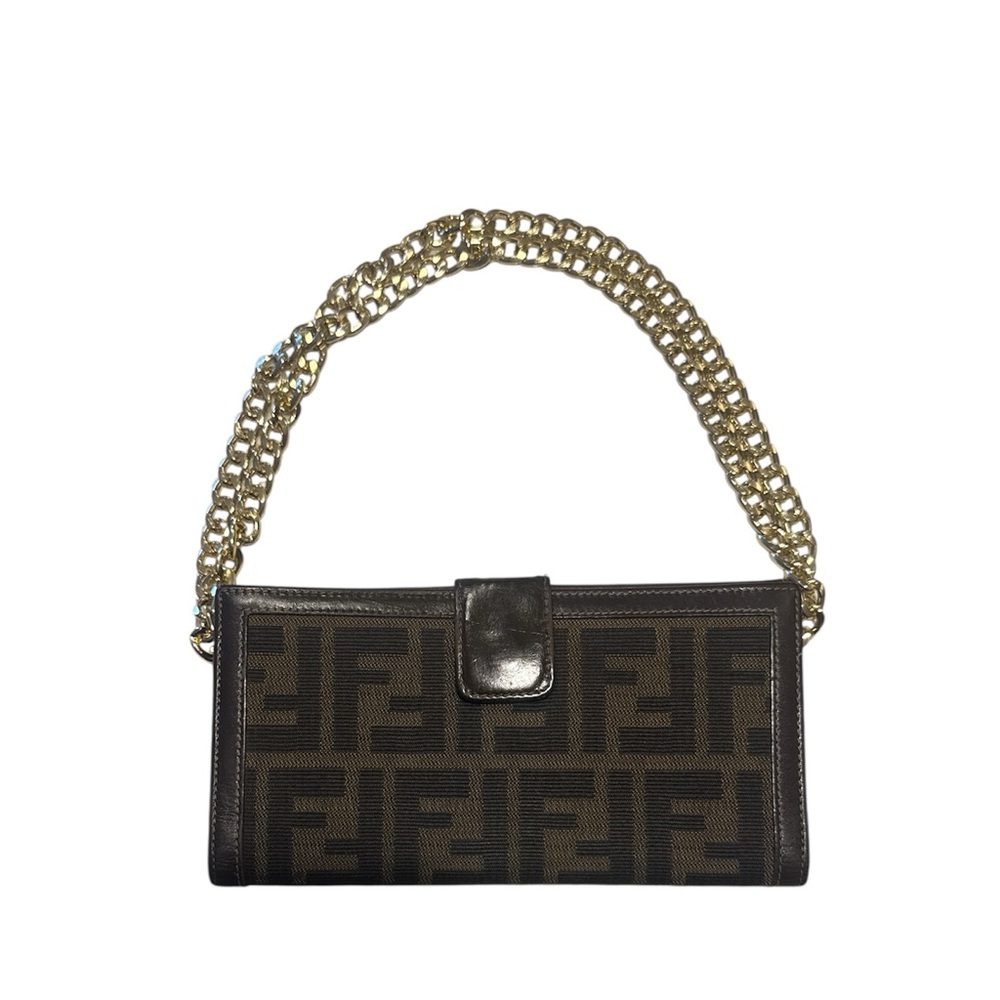 Fendi Wallet with an added Gold chain!